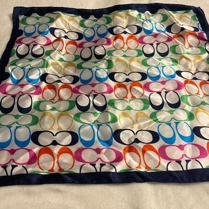 Coach signature C scarf